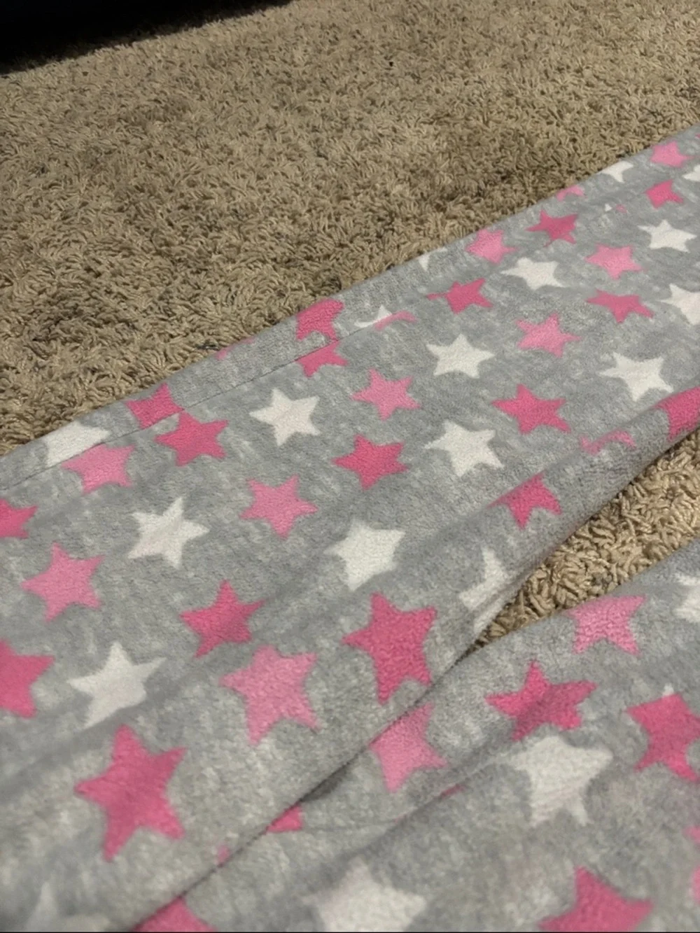 Sleep On It Grey, Pink & White Star Fleece Pajama Set